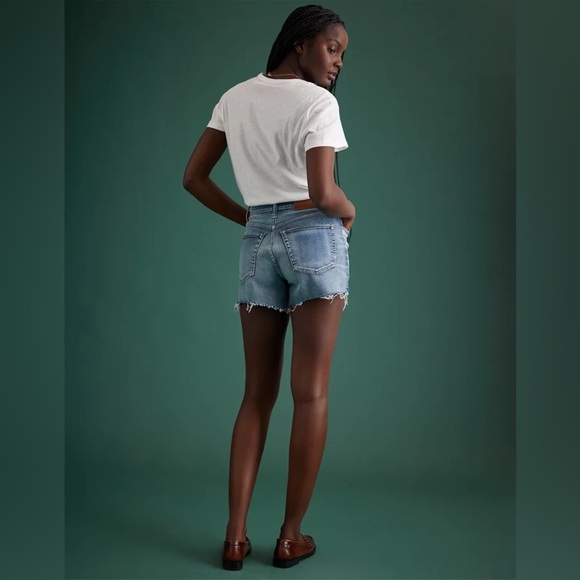 New With Tags AE 77 (American Eagle’s Premium Brand) High Waisted Short Size 28 - Picture 3 of 9